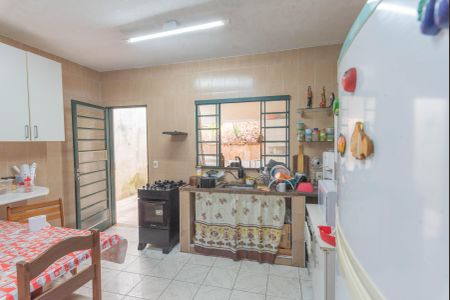 Casa à venda com 150m², 4 quartos e 2 vagasCozinha