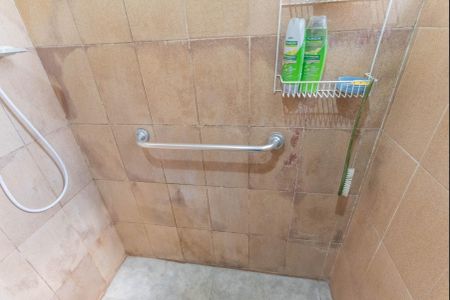 Casa à venda com 150m², 4 quartos e 2 vagasBanheiro 2