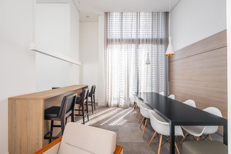 Apartamento para alugar com 45m², 1 quarto e 1 vagaCoworking