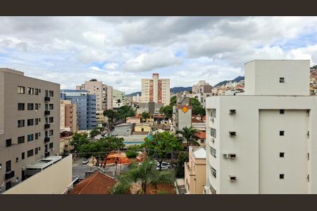 Apartamento à venda com 193m², 4 quartos e 2 vagasQuarto 4
