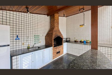 Apartamento à venda com 193m², 4 quartos e 2 vagasÁrea comum - Churrasqueira