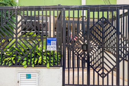 Apartamento à venda com 58m², 1 quarto e 1 vagaFachada + Plaquinha