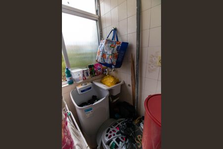 Apartamento à venda com 48m², 2 quartos e sem vaga Apartamento à venda com 48m², 2 quartos e sem vagaCozinha e Área de Serviço