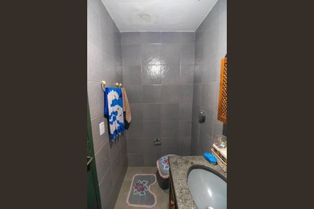 Apartamento à venda com 48m², 2 quartos e sem vaga Apartamento à venda com 48m², 2 quartos e sem vagaBanheiro