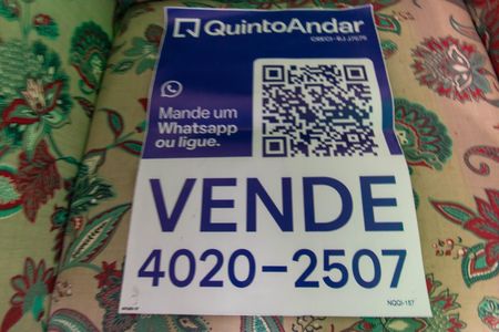 Apartamento à venda com 48m², 2 quartos e sem vaga Apartamento à venda com 48m², 2 quartos e sem vagaPlaquinha