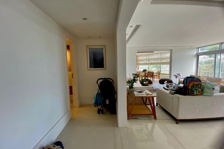 Apartamento para alugar com 267m², 5 quartos e 2 vagas Apartamento para alugar com 267m², 5 quartos e 2 vagasSALA