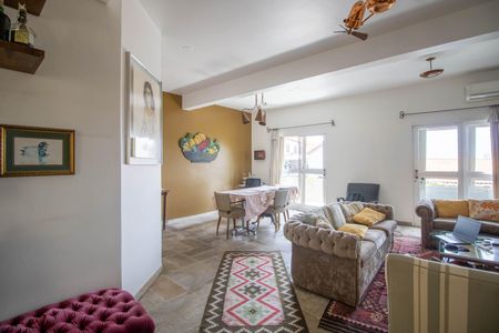 Casa à venda com 800m², 10 quartos e 4 vagasSala 1