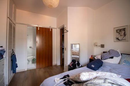 Casa à venda com 800m², 10 quartos e 4 vagasSuíte 2