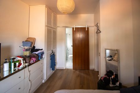 Casa à venda com 800m², 10 quartos e 4 vagasSuíte 2