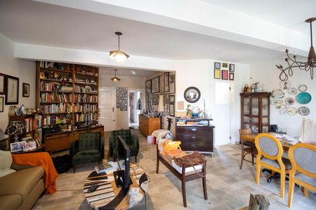 Casa à venda com 800m², 10 quartos e 4 vagasSala 2