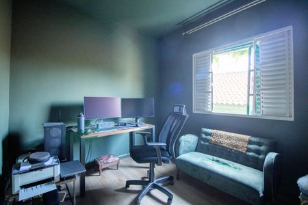 Casa à venda com 800m², 10 quartos e 4 vagasSemi - suíte 3