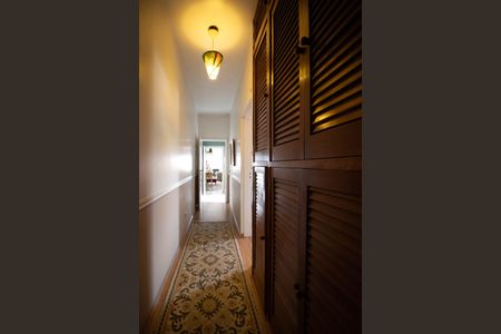 Casa à venda com 800m², 10 quartos e 4 vagasCorredor 