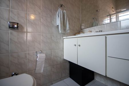 Casa à venda com 800m², 10 quartos e 4 vagasBanheiro Suíte 1