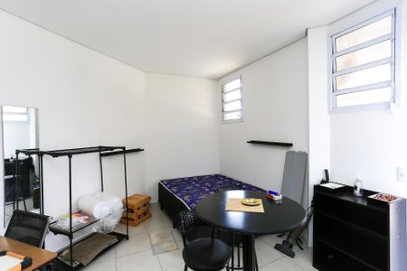 Studio para alugar com 30m², 1 quarto e sem vagaKitnet - quarto / cozinha 