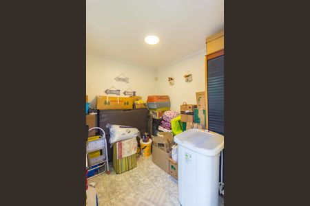 Casa à venda com 138m², 3 quartos e 2 vagasQuarto - Área de Serviço