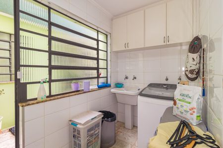 Casa à venda com 138m², 3 quartos e 2 vagasÁrea de Serviço