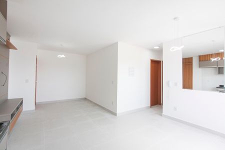 Sala de apartamento para alugar com 2 quartos, 58m² em Segismundo Pereira, Uberlândia