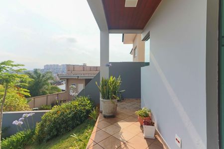 Casa para alugar com 500m², 4 quartos e 5 vagasVaranda