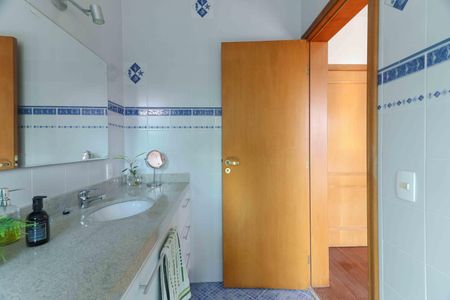 Casa para alugar com 500m², 4 quartos e 5 vagasQuarto 3 - Suíte