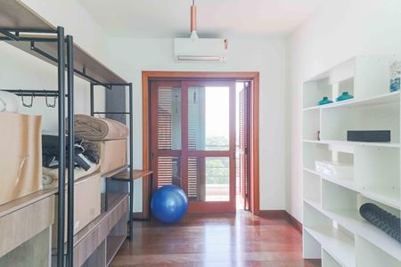 Casa para alugar com 500m², 4 quartos e 5 vagasQuarto 3 - Suíte