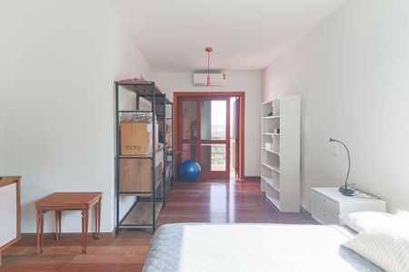 Casa para alugar com 500m², 4 quartos e 5 vagasQuarto 3 - Suíte