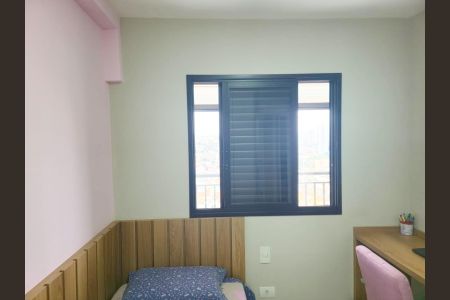 Apartamento à venda com 67m², 3 quartos e 1 vagaQuarto 02