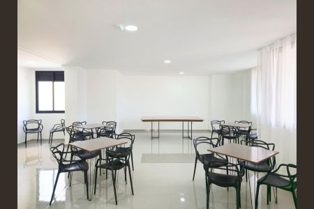 Apartamento à venda com 67m², 3 quartos e 1 vagaÁrea comum - Salão de festas