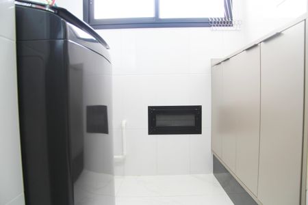 Apartamento à venda com 67m², 3 quartos e 1 vagaÁrea de Serviço