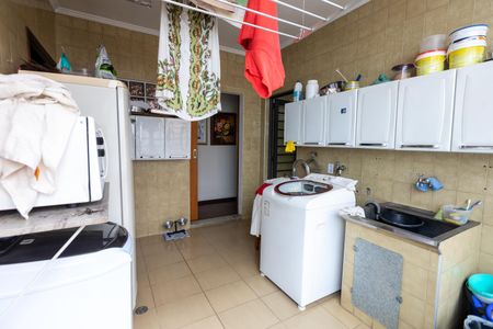 Casa à venda com 270m², 4 quartos e 2 vagasÁrea de Serviço