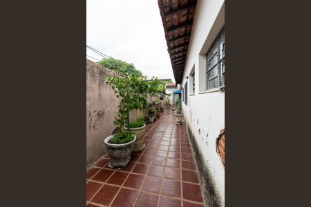 Casa à venda com 270m², 4 quartos e 2 vagasCorredor Externo