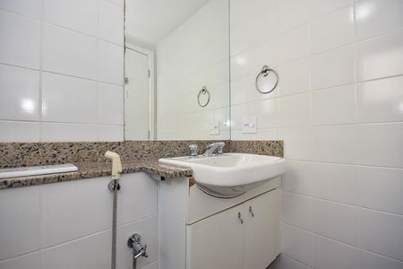 Apartamento para alugar com 176m², 3 quartos e 3 vagasBanheiro Suíte 2