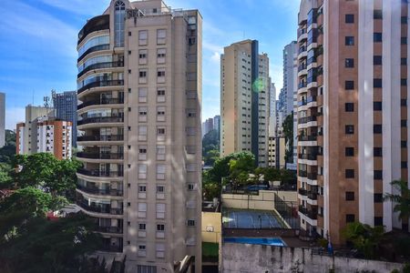 Apartamento para alugar com 176m², 3 quartos e 3 vagasVista da Suíte 1
