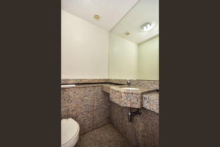 Apartamento para alugar com 176m², 3 quartos e 3 vagasLavabo