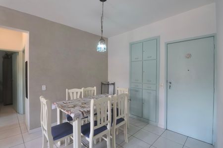 Sala de apartamento para alugar com 2 quartos, 80m² em Jardim Belmar, Guarujá