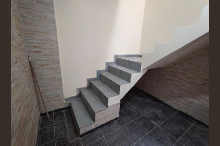 Entrada de casa para alugar com 2 quartos, 80m² em Taquara, Rio de Janeiro