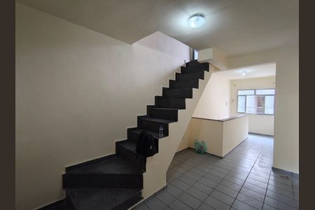 Casa para alugar com 80m², 2 quartos e sem vagaHall Circulação