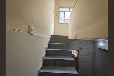 Casa para alugar com 80m², 2 quartos e sem vagaEscada Segundo Andar