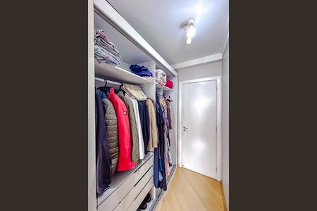 Apartamento para alugar com 100m², 3 quartos e 2 vagasCloset da suíte