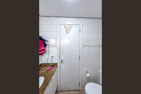 Apartamento para alugar com 100m², 3 quartos e 2 vagasBanheiro da Suíte