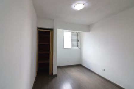 Apartamento à venda com 66m², 2 quartos e 1 vagaQuarto 2