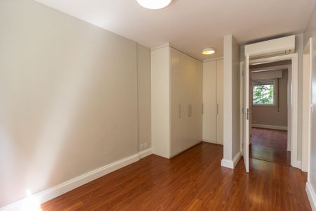 Apartamento para alugar com 100m², 3 quartos e 1 vagaSuíte