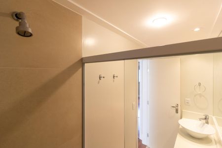 Apartamento para alugar com 100m², 3 quartos e 1 vagaBanheiro da Suíte