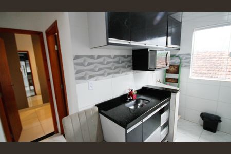 Casa de condomínio para alugar com 56m², 2 quartos e 1 vagaCozinha