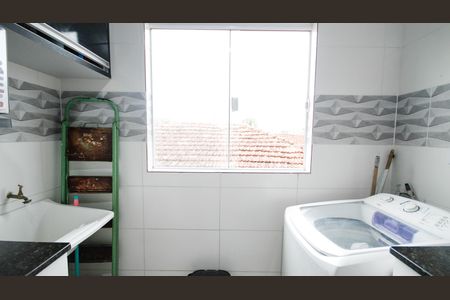 Casa de condomínio para alugar com 56m², 2 quartos e 1 vagaÁrea de Serviço