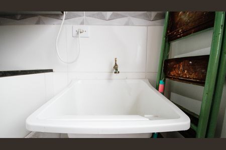 Casa de condomínio para alugar com 56m², 2 quartos e 1 vagaÁrea de Serviço