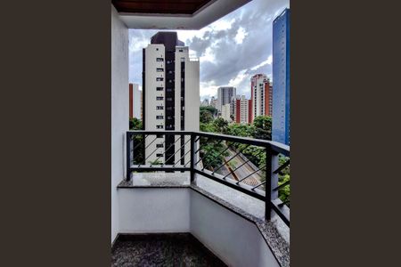 Apartamento para alugar com 115m², 3 quartos e 2 vagasVaranda da Suíte