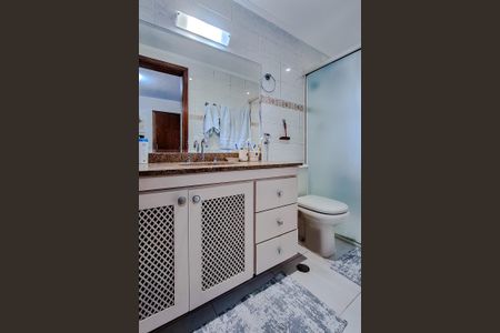 Apartamento para alugar com 115m², 3 quartos e 2 vagasBanheiro da Suíte