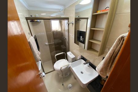 Apartamento à venda com 64m², 2 quartos e 1 vaga Apartamento à venda com 64m², 2 quartos e 1 vagaBanheiro 1