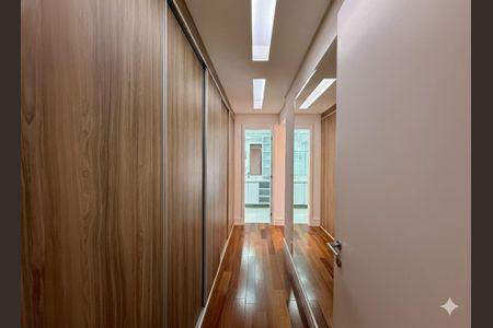 Apartamento para alugar com 160m², 4 quartos e 2 vagasCloset Suite 1