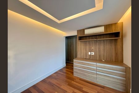 Apartamento para alugar com 160m², 4 quartos e 2 vagasSuite 1